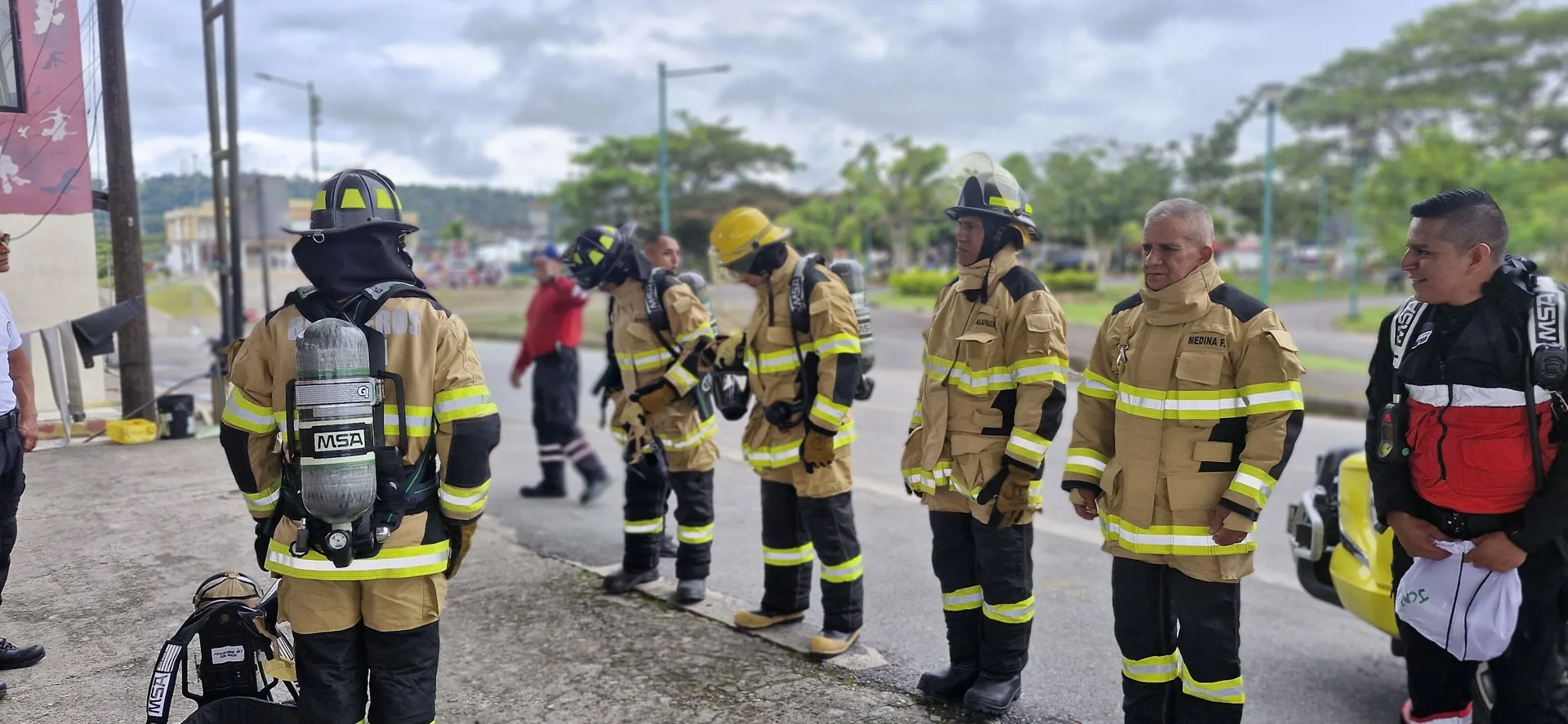 Bombero en acción